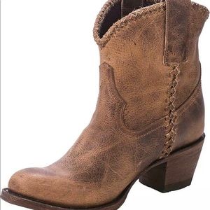Lane Plain Jane women’s boots size 7.